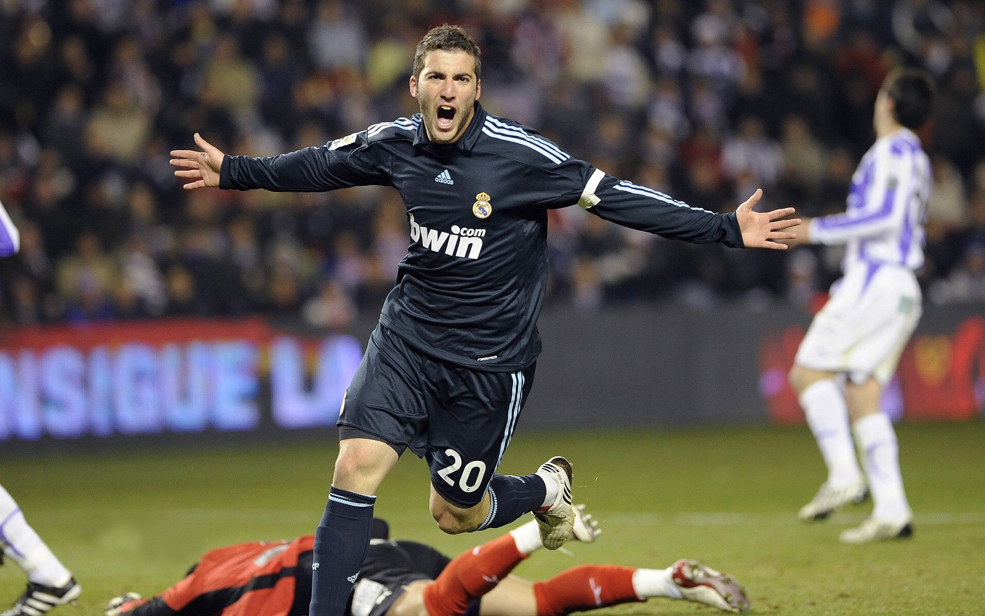 《堡垒之夜》官方挑战赛第二季火热开启,引入新元素,堡垒之夜2021活动