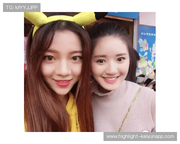 世界冠军亲自拍照粉丝：一场令人感动的全民狂欢